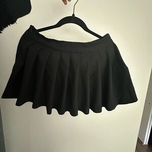 ZARA Black Pleated Skirt SMALL